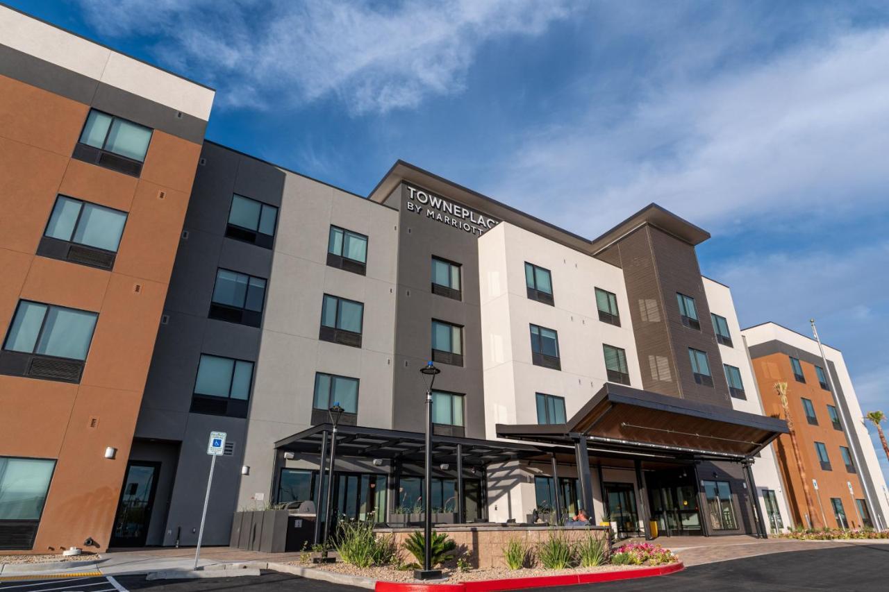 Towneplace Suites By Marriott Las Vegas North I-15 Exterior photo